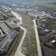 4,2 ha de teren și 18.000 mp de spații industriale, de vânzare pentru 1,49 mil. euro (P)