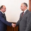Iohannis: ”Evoluțiile din Moldova contribuie la o tranziție pașnică a puterii”. Ce a făcut emisarul președintelui la Chișinău