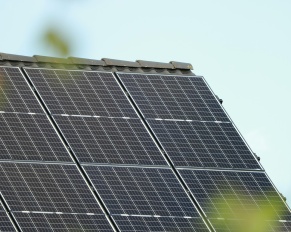 cate panouri fotovoltaice sunt necesare pentru un aer conditionat