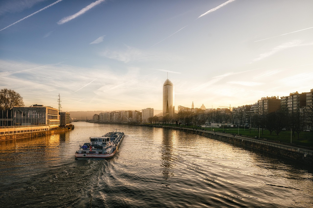 cate orase sunt in romania